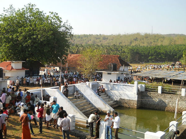 പതിനെട്ടരക്കാവ്