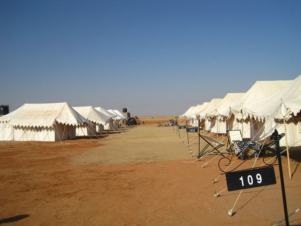 01. രാജസ്ഥാനിലെ ഡിസേര്‍ട്ട് ക്യാമ്പിംഗ്