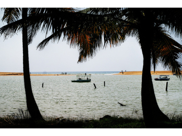 പൂവാർ ബീച്ച്