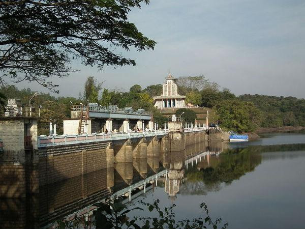 02. പീച്ചി ഡാം 