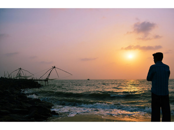 02. മുനക്കൽ ബീച്ച്