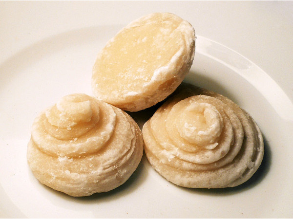 02. പലഹാരങ്ങൾ