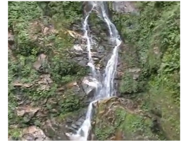 റിച്ചെന്‍പോങ്‌; വിഷത്തടാകത്തിന്റെ നാട്