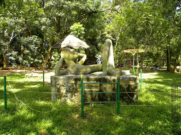 സ്റ്റോറി ടെല്ലർ