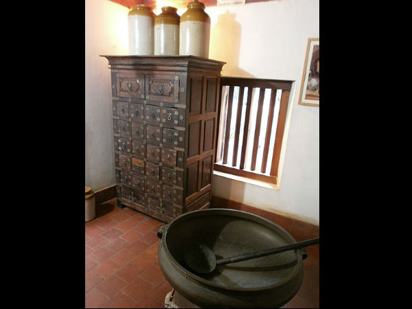 വീട്ടുപകരണങ്ങൾ