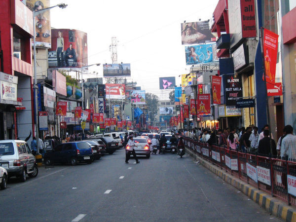 02 ബ്രിഗേഡ് റോഡ്