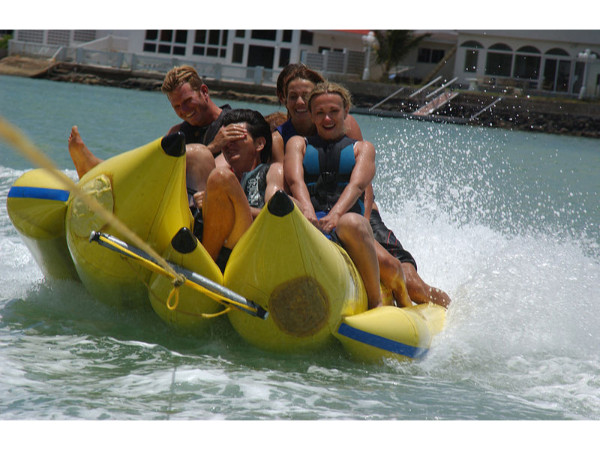 സുരക്ഷിതം