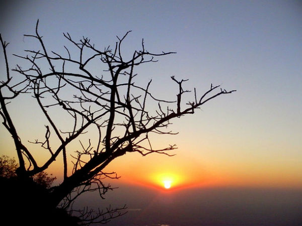 സണ്‍സെറ്റ് പോയന്റ്