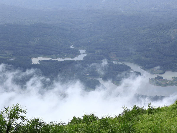 കുളികണ്ട ദേവന്മാർ