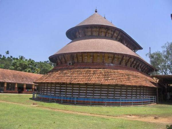 11. മതൂർ ക്ഷേത്രം, 21 കി മീ