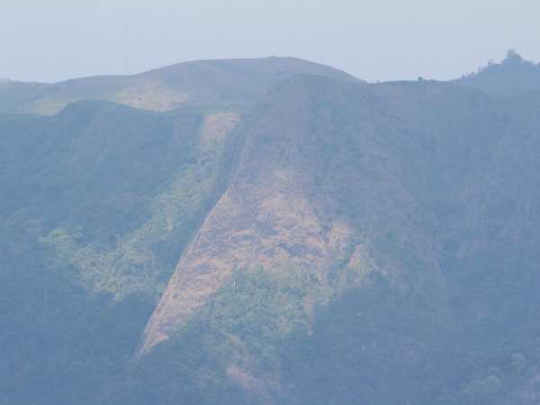 വിശ്വാസത്തിന്റെ മഞ്ഞുപെയ്യുന്ന പാഞ്ചാലിമേട്ടിലൂടെ...