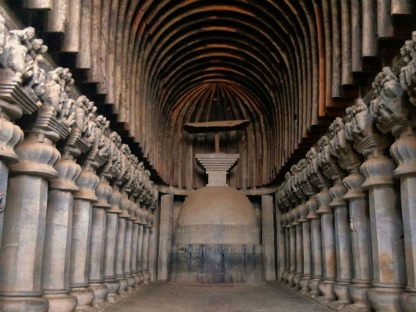 5. രണ്ടായിരം വര്‍ഷം പഴക്കമുള്ള ഭാജാ, കാര്‍ളാ ഗുഹകള്‍