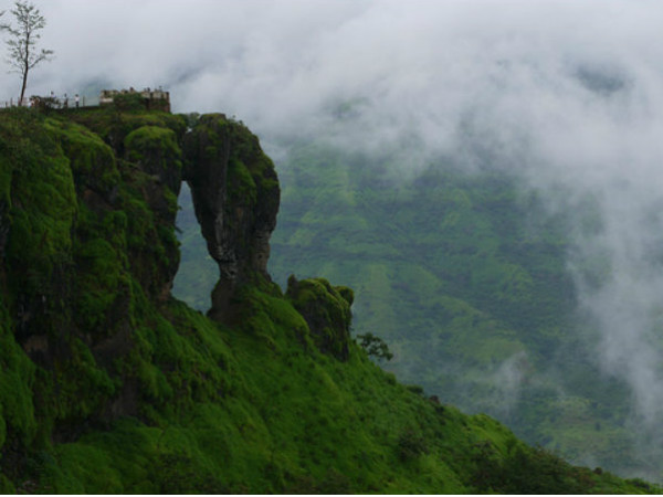  നീഡില്‍ ഹോള്‍ പോയിന്റ് 