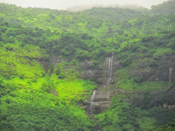 പാണ്ഡവ്കട വെള്ളച്ചാട്ടം