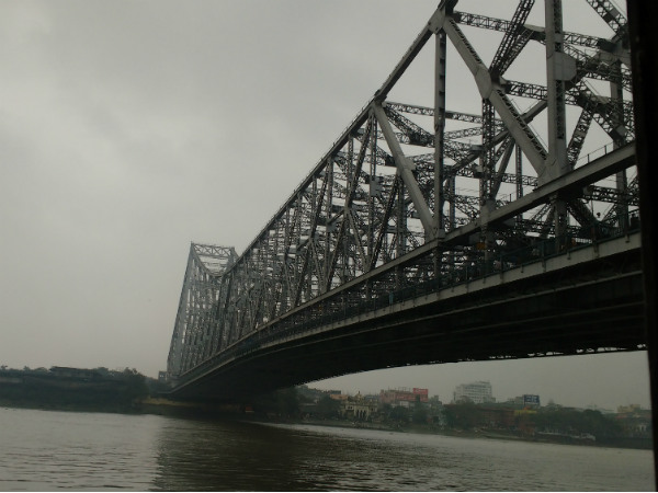 ഹൗറ പാലം