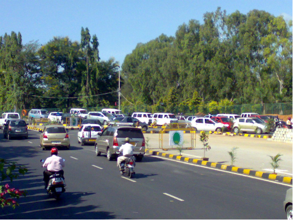 ഇന്ത്യയിലെ സിലിക്കണ്‍ വാലിയില്‍ നിന്നും തേയിലത്തോട്ടങ്ങളിലേക്ക്