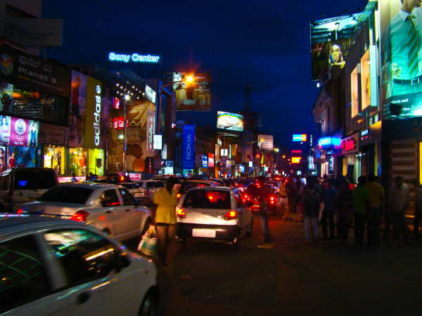 ബ്രിഗേഡ് റോഡ് 