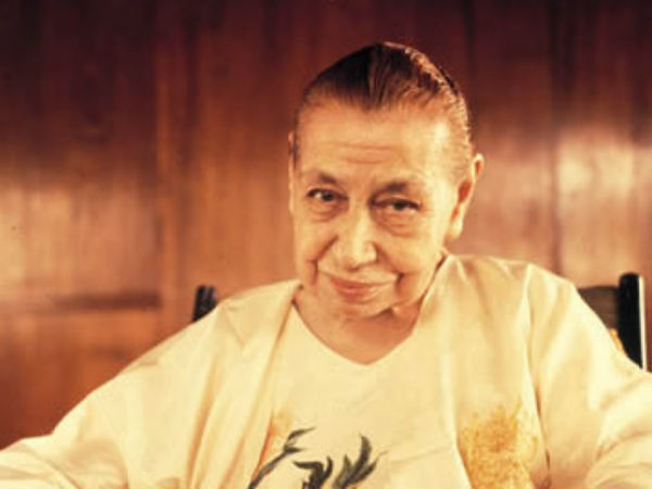 ഫോട്ടോ സെക്ഷന്‍