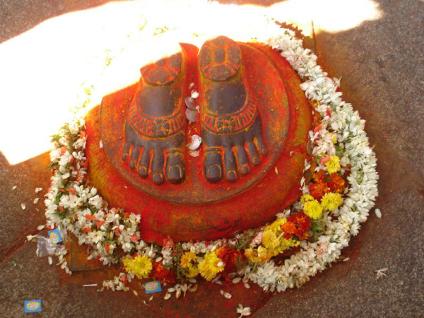 നീലാദേവിക്കുള്ള സമര്‍പ്പണം