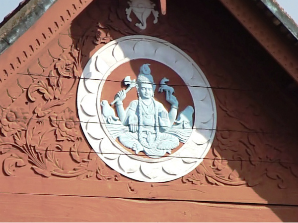 നീലംപേരൂരില്‍ നിന്നെത്തിയ ശിവലിംഗം 