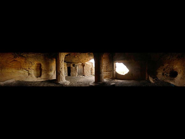 സിയോട്ട് ഗുഹകള്‍