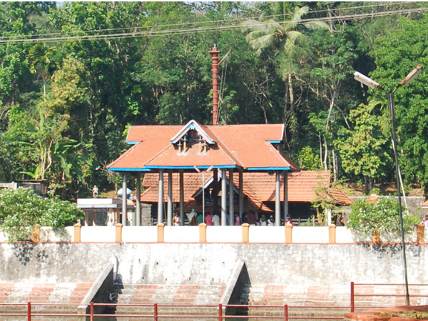  നീതിതേടിയെത്തിയ പ്രമുഖര്‍