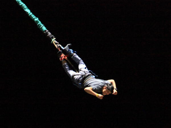 ബംഗീ ജംപിങ്