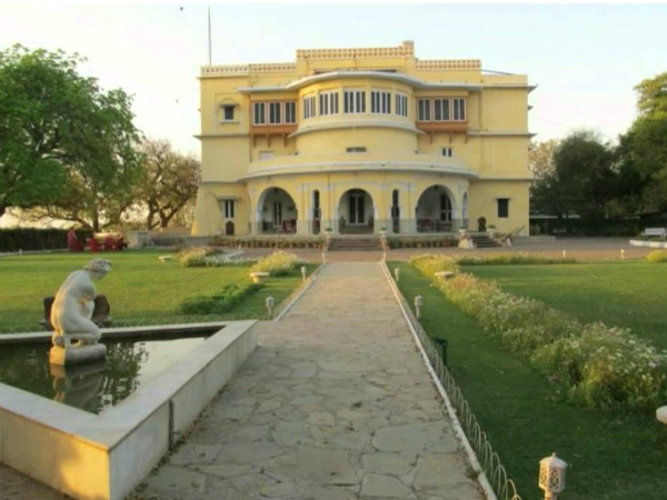 ബ്രിജ് രാജ് ഭവന്‍ പാലസ് കോട്ട