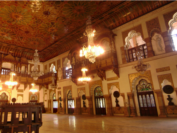 ലക്ഷ്മിവിലാസ് പാലസ് 