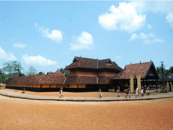 സ്ത്രീകള്‍ക്ക് പ്രവേശനമില്ലാതിരുന്ന ക്ഷേത്രം