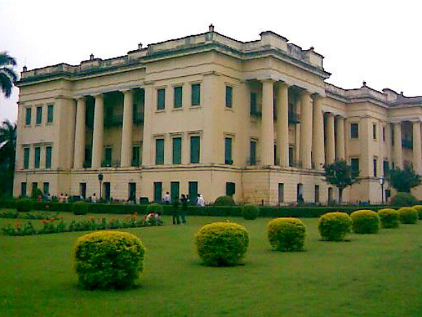 ഹസാര്‍ദുവാരി കൊട്ടാരം