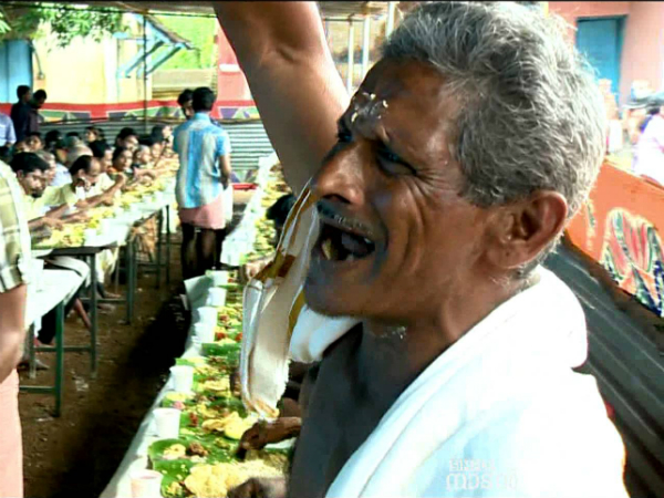 വിഭവങ്ങള്‍ പാട്ടുപാടി ചോദിച്ചുവാങ്ങുക