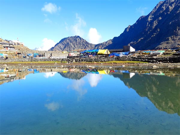 മണിമഹേശ ലേക്ക്