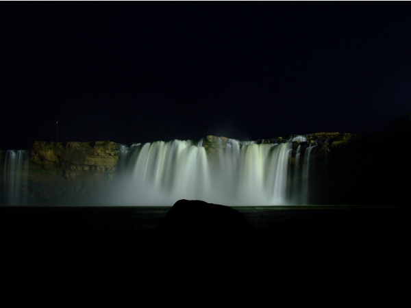 നയാഗ്ര വെള്ളച്ചാട്ടമല്ല..ഇത് നമ്മുടെ ചിത്രകോട്ടെ വെള്ളച്ചാട്ടം