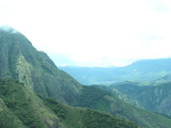 മീശപ്പുലിമല യാത്രയക്കൊരുങ്ങും മുന്‍പ്!