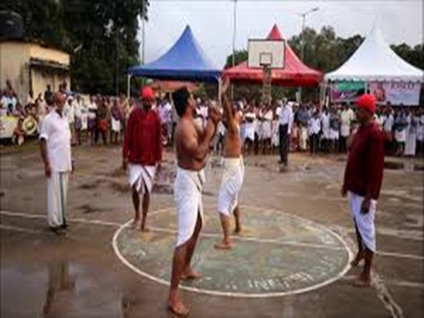 കുന്നംകുളത്തുകാരുടെ ഓണത്തല്ല്