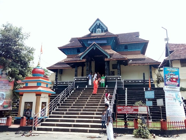 ആറന്‍മുള പാര്‍ഥസാരഥി ക്ഷേത്രം