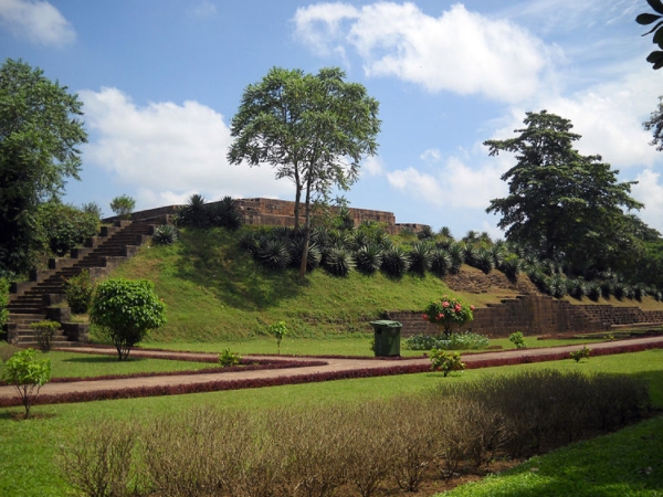 102 ഏക്കറിലെ വിസ്മയം