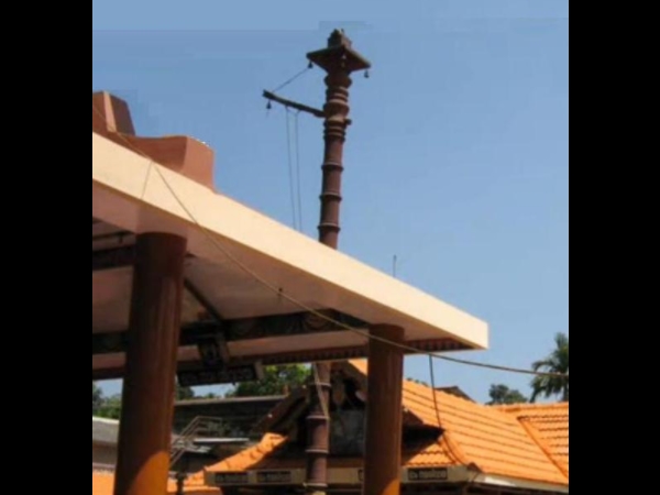  പടിഞ്ഞാറു ദര്‍ശനം