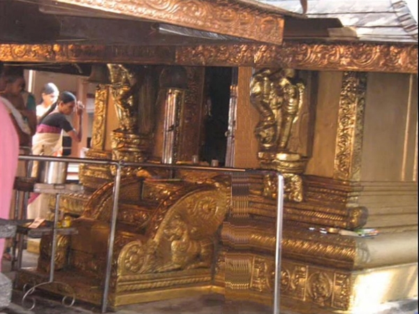 കേരളീയ രീതിയിലുള്ള നിര്‍മ്മാണം