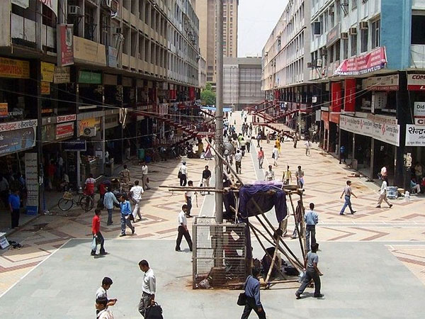 ടെക്കികള്‍ക്കായി നെഹ്‌റു പാലസ്