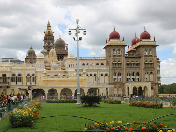 കൊട്ടാരങ്ങളുടെ നഗരം