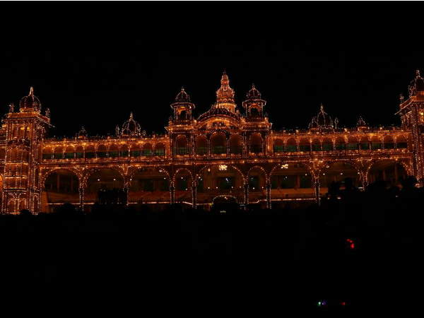  15 വര്‍ഷം നീണ്ടു നിന്ന നിര്‍മ്മാണം 