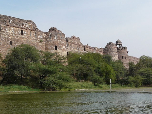 ഡെല്‍ഹിയിലെ പുരാതന കോട്ടകളിലൊന്ന്