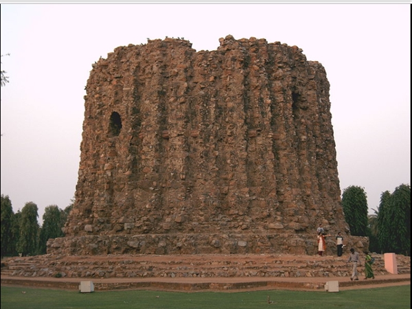 ഡല്‍ഹിയെക്കുറിച്ച് തീരെ അപരിചിതമായ കാര്യങ്ങള്‍ 