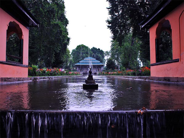  മുഗള്‍ ഗാര്‍ഡന്‍