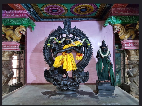 സുന്ദരേശനും മീനാക്ഷിയും