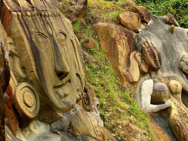 ശിവശാപമേറ്റ 99,99,999 ദൈവങ്ങള്‍