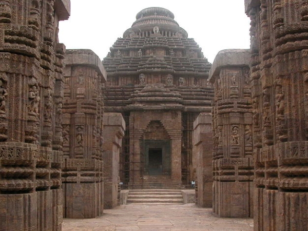 കൊണാര്‍ക്ക് ക്ഷേത്രം