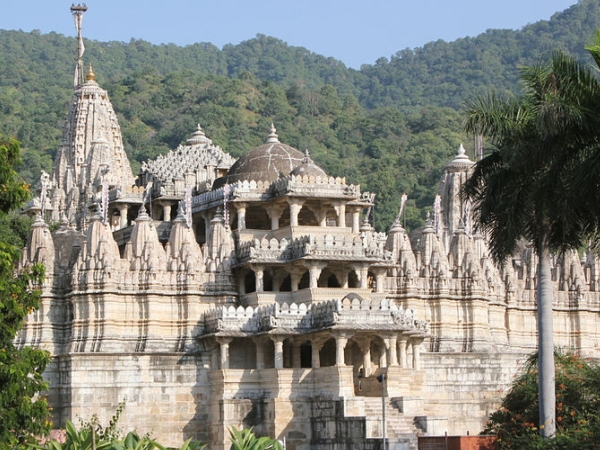 രനക്പൂര്‍ ജെയ്ന്‍ ക്ഷേത്രം